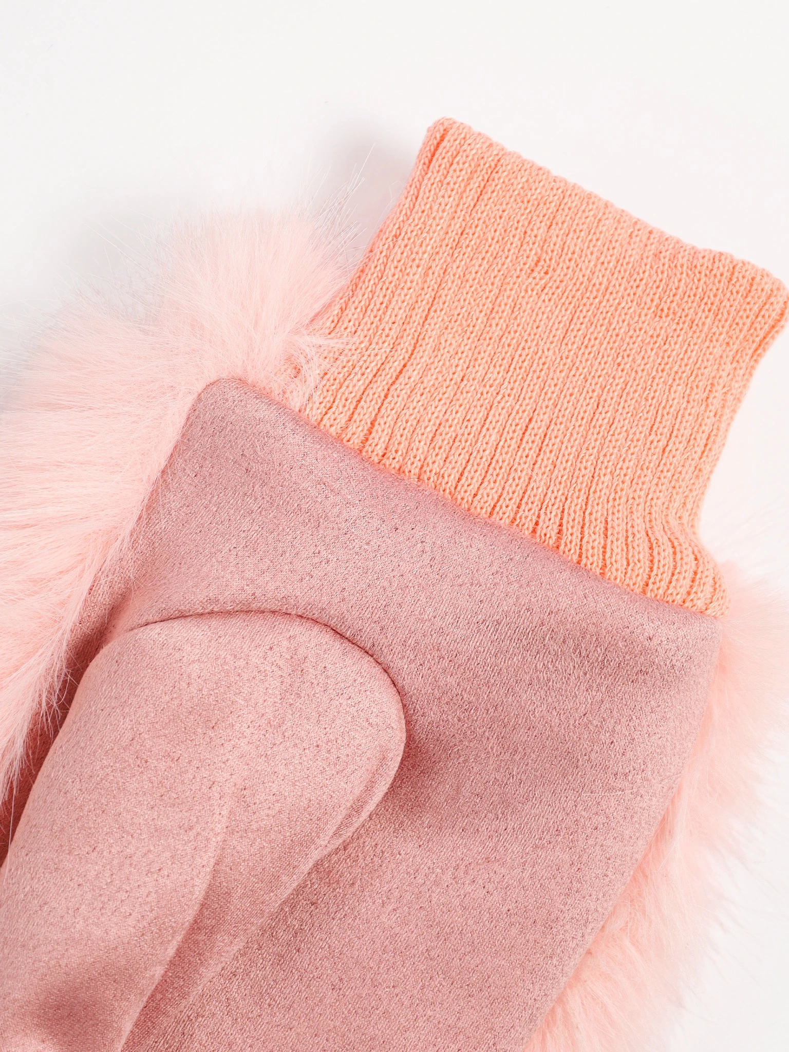 Варежки комбинированные из искусственного меха с вязаной резинкой в ассортименте